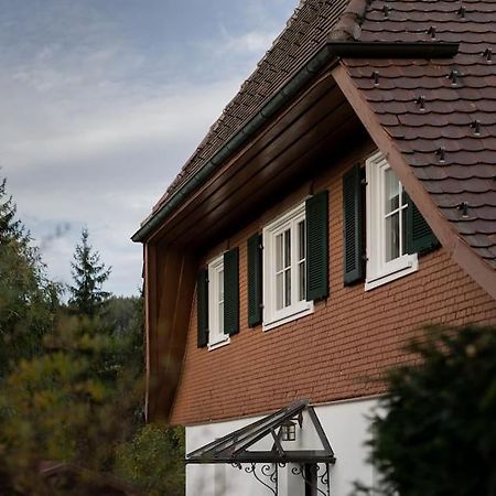 Exklusives Ferienhaus Am Waldrand Mit Whirlpool Und Sauna Villa Schonach im Schwarzwald Eksteriør billede