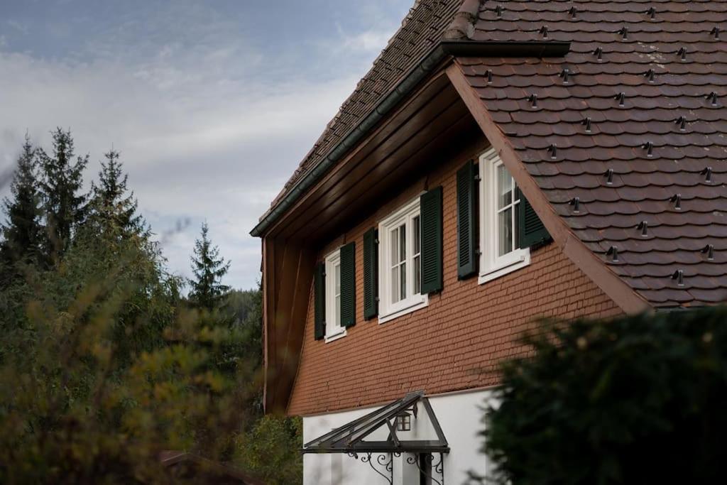 Exklusives Ferienhaus Am Waldrand Mit Whirlpool Und Sauna Villa Schonach im Schwarzwald Eksteriør billede