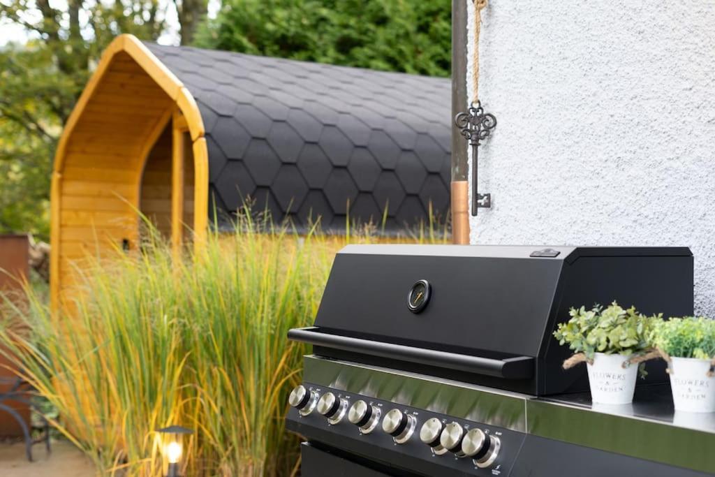 Exklusives Ferienhaus Am Waldrand Mit Whirlpool Und Sauna Villa Schonach im Schwarzwald Eksteriør billede